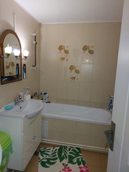 Mihai Eminescu nr. 20, bl. Fz2,